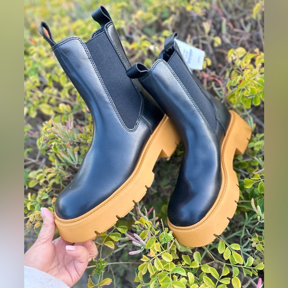 Mango Ankle Boots Size 37 Black Elasticated Sock Chunky Contrast Soles 37/6.5 - Picture 8 of 12